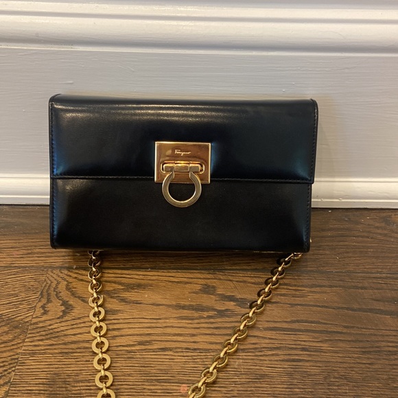 Salvatore Ferragamo bag - Picture 8 of 8